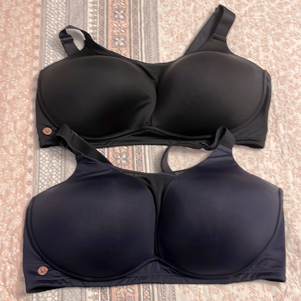 (2) Livi Sports bras (Lane Bryant). Size 44DDD.